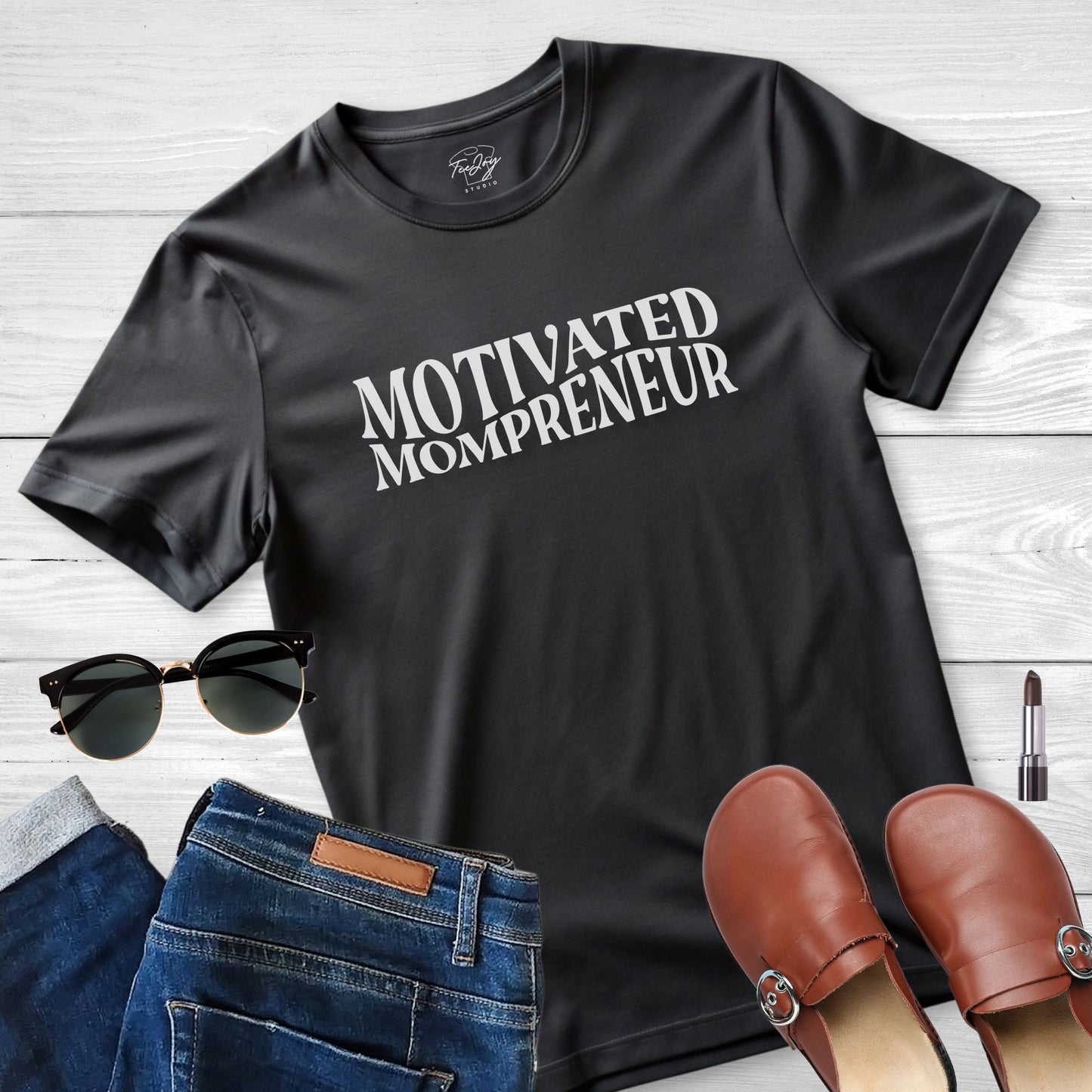 Motivated Mompreneur: Empowerment Tee for Dynamic Moms
